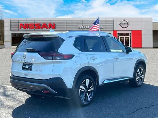 2023 Nissan Rogue SL