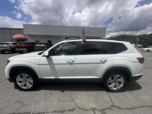 2022 Volkswagen Atlas 3.6L SE w/Technology
