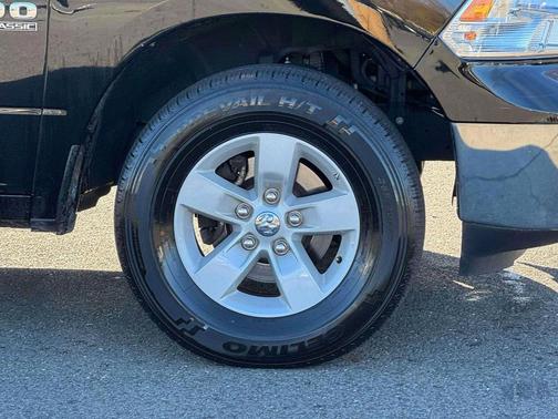 2023 RAM 1500 Classic SLT