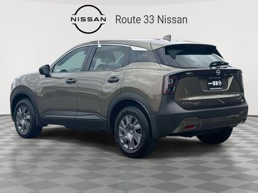 2025 Nissan Kicks S