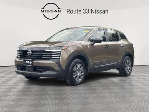 2025 Nissan Kicks S