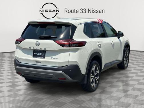 Pearl White Tricoat 2023 Nissan Rogue SV