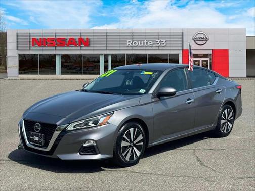 2021 Nissan Altima 2.5 SV
