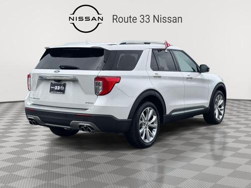 2022 Ford Explorer Platinum