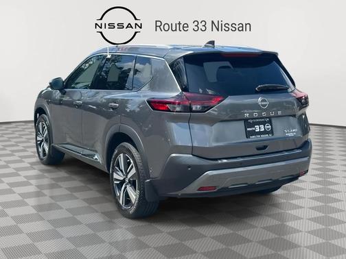 2022 Nissan Rogue SL