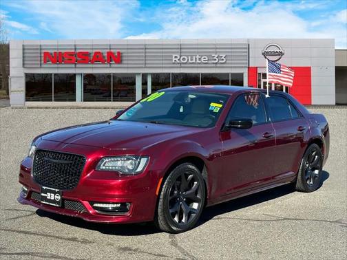2020 Chrysler 300 Touring