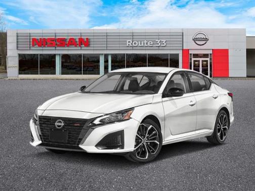 2025 Nissan Altima SR FWD