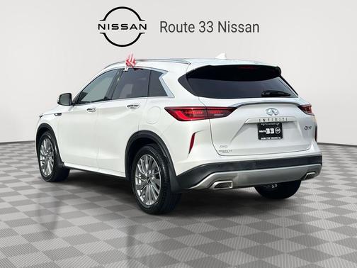 2023 INFINITI QX50 LUXE AWD