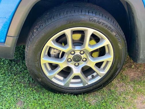 Hydro Blue Pearlcoat 2025 Jeep Compass Limited