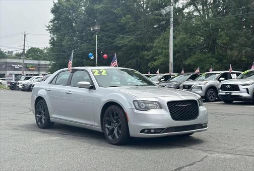 2022 Chrysler 300 S