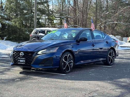 2024 Nissan Altima SR FWD