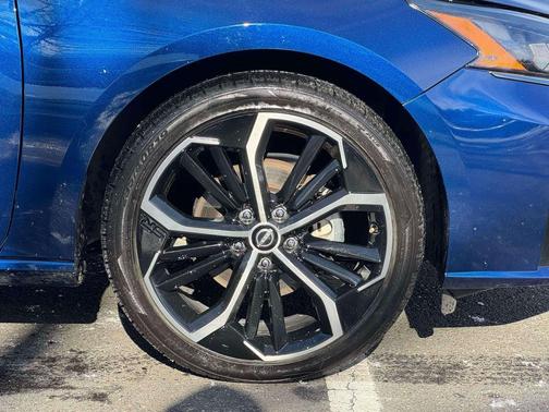 2024 Nissan Altima SR FWD