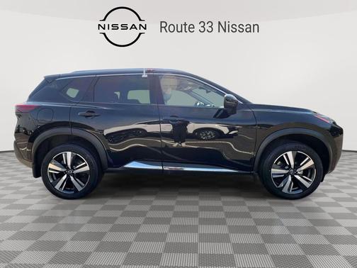 Super Black 2023 Nissan Rogue SL