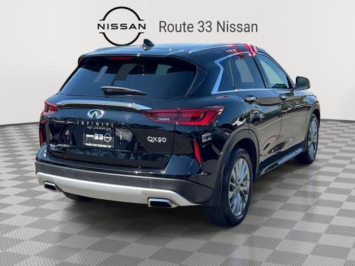 Black Obsidian 2023 INFINITI QX50 LUXE AWD