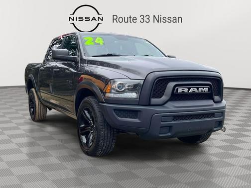 2024 RAM 1500 Classic Warlock Crew Cab 4x4 5'7' Box