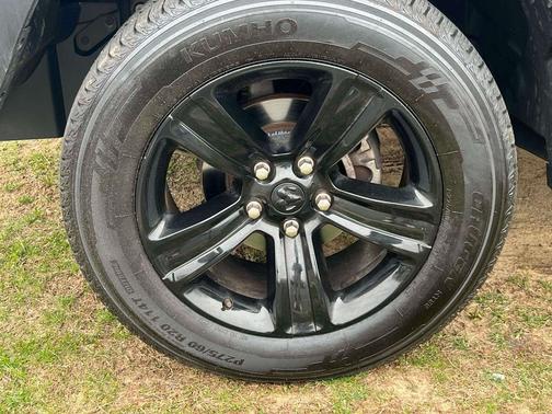 2024 RAM 1500 Classic Warlock Crew Cab 4x4 5'7' Box