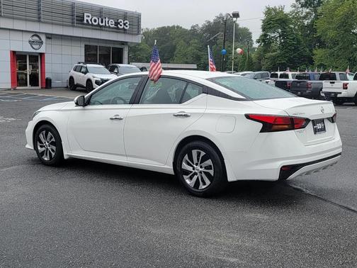 2022 Nissan Altima S FWD