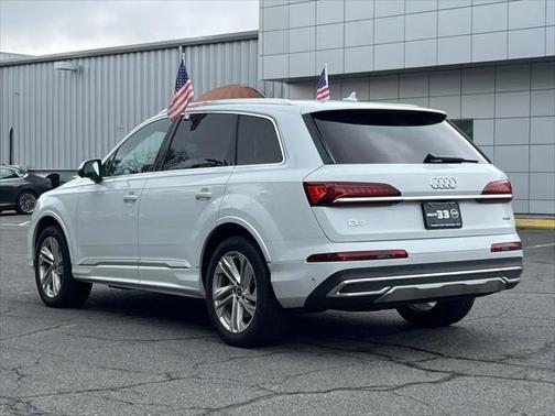 2024 Audi Q7 55 Premium Plus