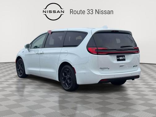 2022 Chrysler Pacifica Hybrid Limited