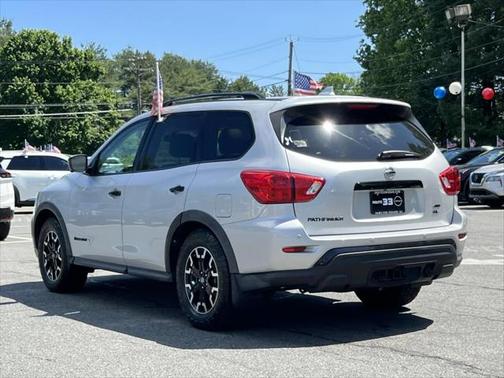 2020 Nissan Pathfinder SL 4WD