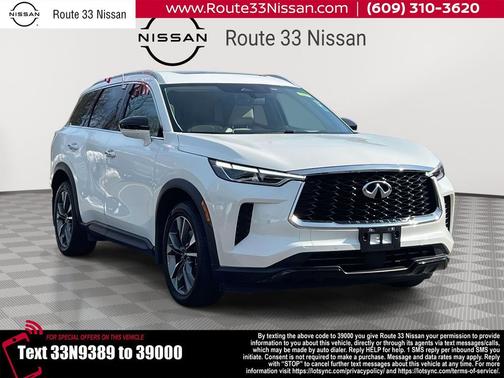 Majestic White 2023 INFINITI QX60 Luxe