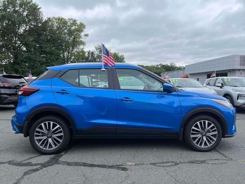2024 Nissan Kicks SV