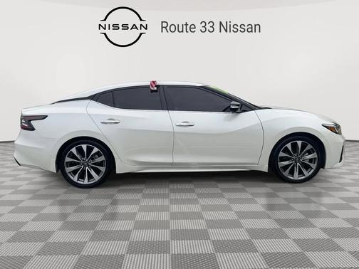 2023 Nissan Maxima 3.5 Platinum