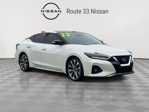 Pearl White Tricoat 2023 Nissan Maxima 3.5 Platinum