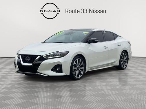 Pearl White Tricoat 2023 Nissan Maxima 3.5 Platinum