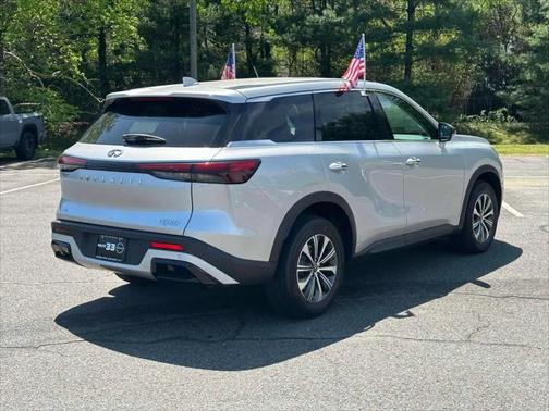 2022 INFINITI QX60 Pure