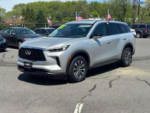 2022 INFINITI QX60 Pure