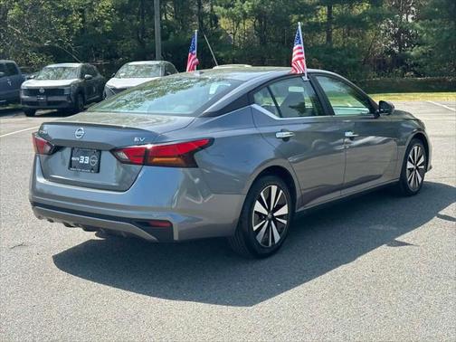 2021 Nissan Altima 2.5 SV
