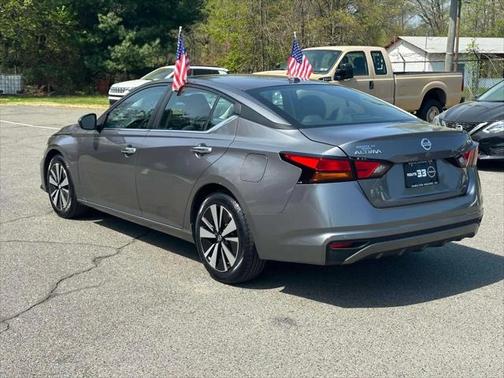 2021 Nissan Altima 2.5 SV