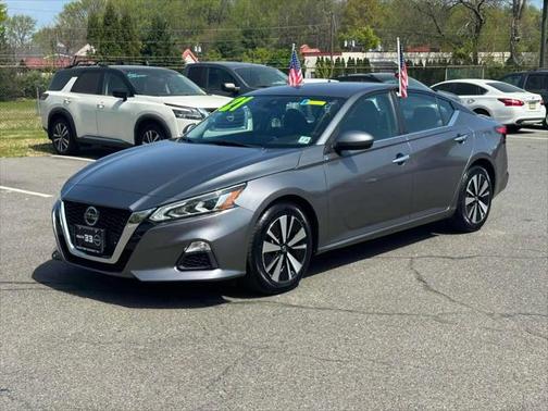 2021 Nissan Altima 2.5 SV