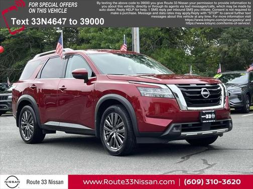 2022 Nissan Pathfinder SL 4WD