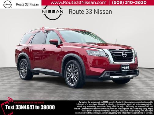 2022 Nissan Pathfinder SL 4WD