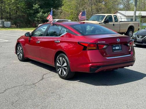 2022 Nissan Altima 2.5 SV