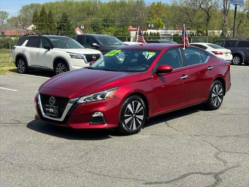 2022 Nissan Altima 2.5 SV