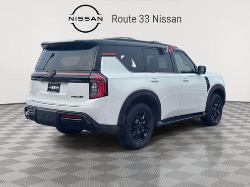 2025 Nissan Armada PRO-4X 4WD