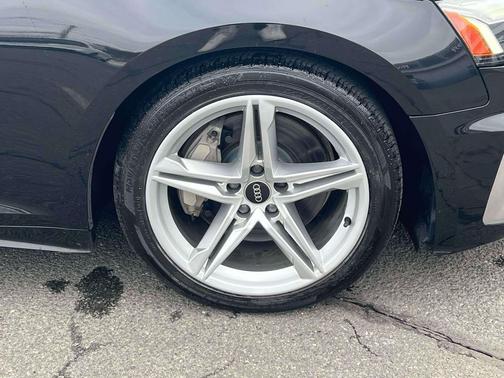 Mythos Black Metallic 2022 Audi A5 45 S line Premium Plus