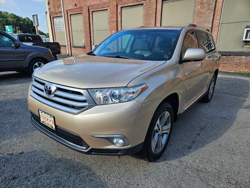 2011 Toyota Highlander Base