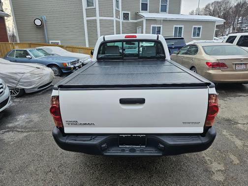 2014 Toyota Tacoma Base