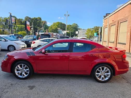 2013 Dodge Avenger R/T