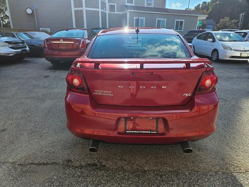 2013 Dodge Avenger R/T