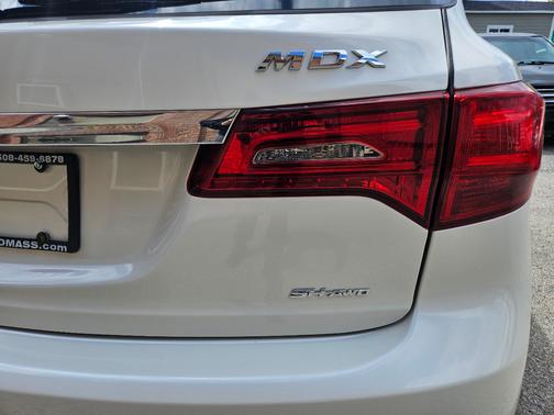 White 2016 Acura MDX SH-AWD