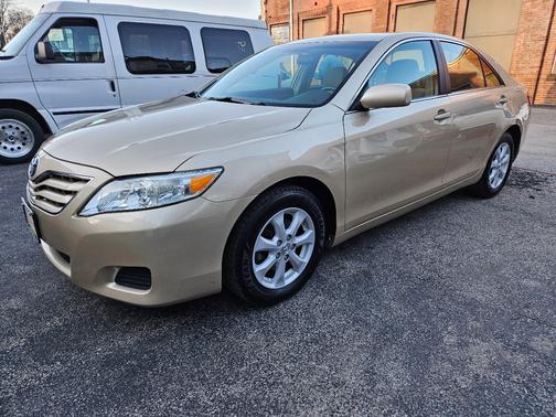 2011 Toyota Camry LE