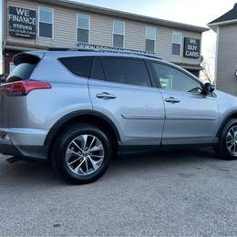 2017 Toyota RAV4 Hybrid XLE