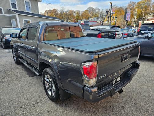 2017 Toyota Tacoma Limited