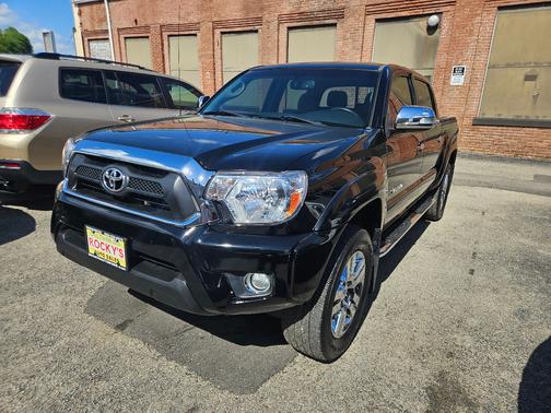 Black 2015 Toyota Tacoma
