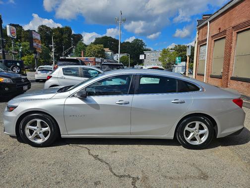 2016 Chevrolet Malibu LS